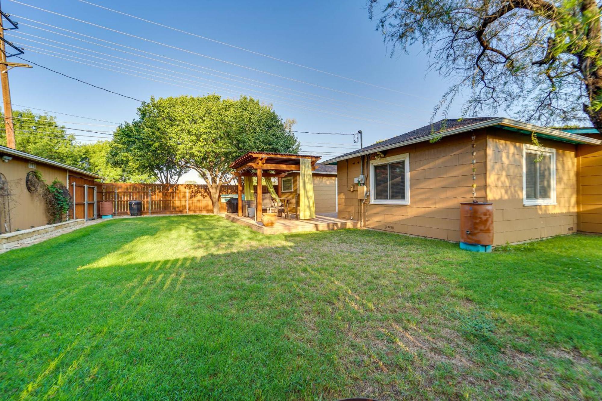 Lovely Lubbock Home With Furnished Deck And Grill Eksteriør bilde